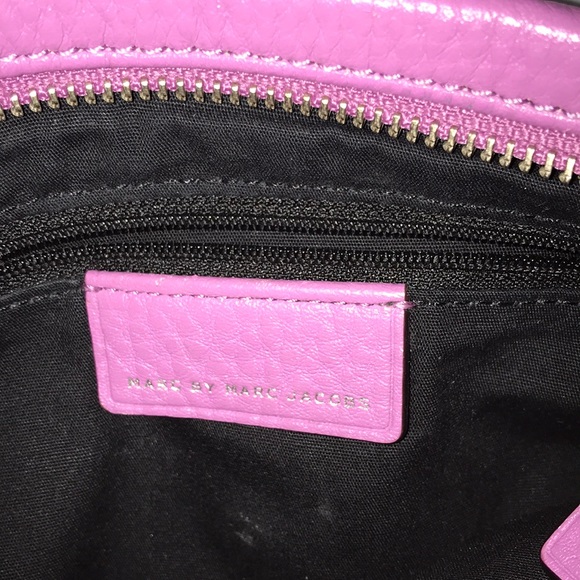 Marc by Marc Jacobs small cross body - Picture 4 of 7